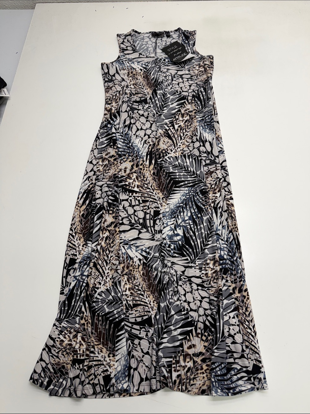 ATTITUDES Women’s SP Black / Tan Maxi Dress